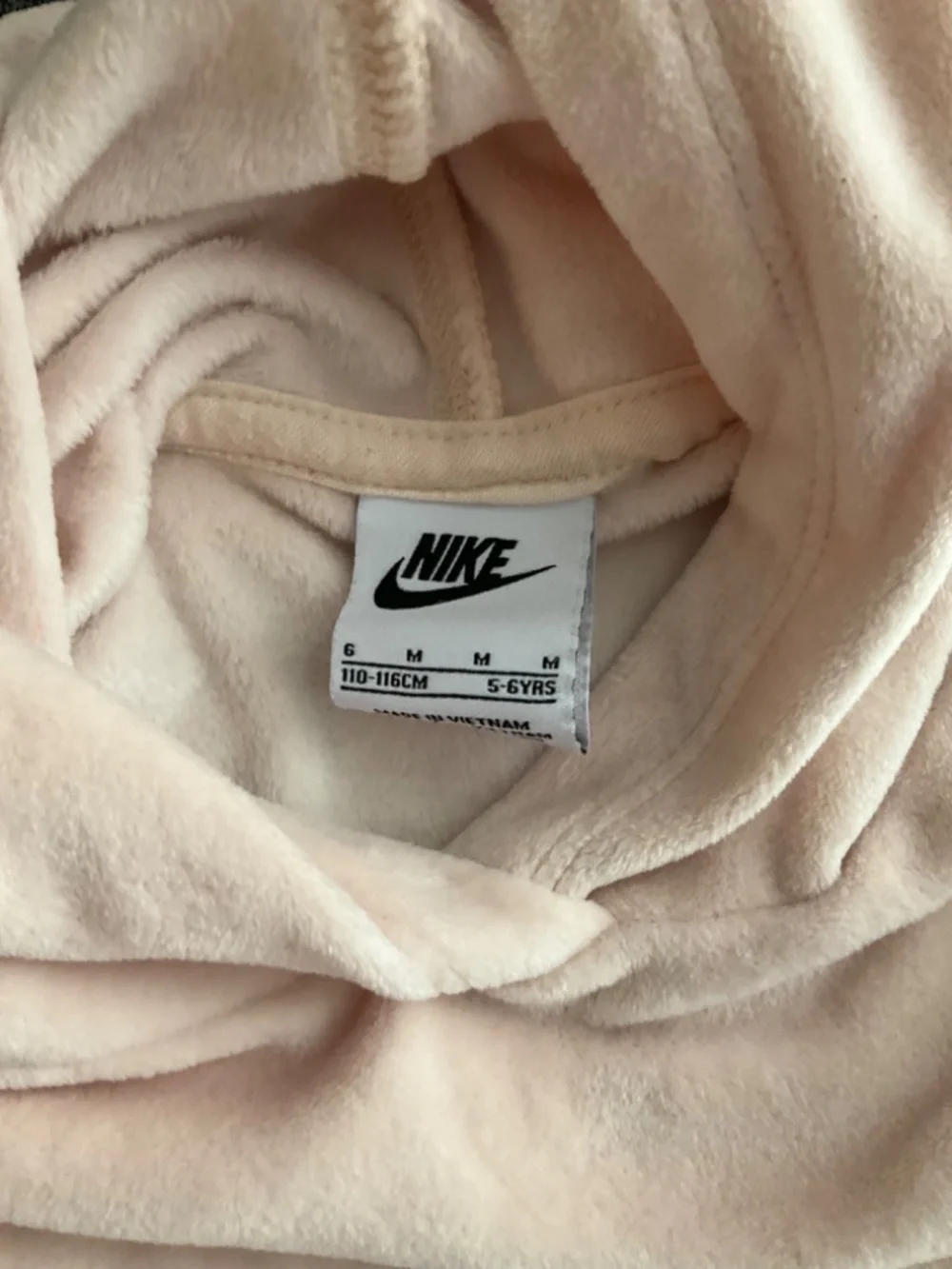 EUC Nike Pink Velour Hoodie and Matching Leggings Size M - Picture 8 of 9